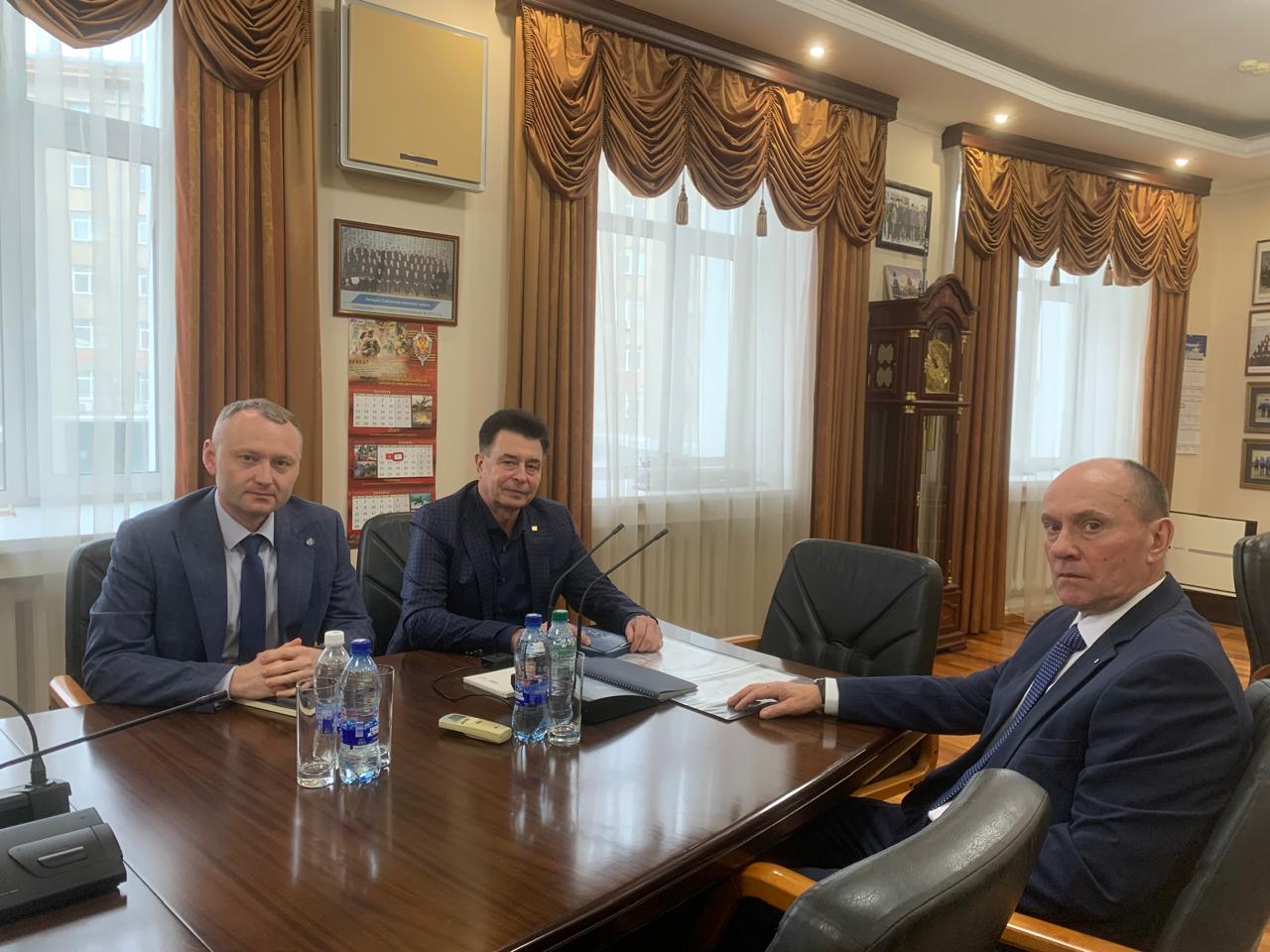 Ространснадзор и Западно-Сибирская железная дорога обсудили меры по снижению травматизма